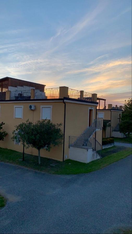 Anna'S House Solarium Terrace Apartment ปิซโซ ภายนอก รูปภาพ