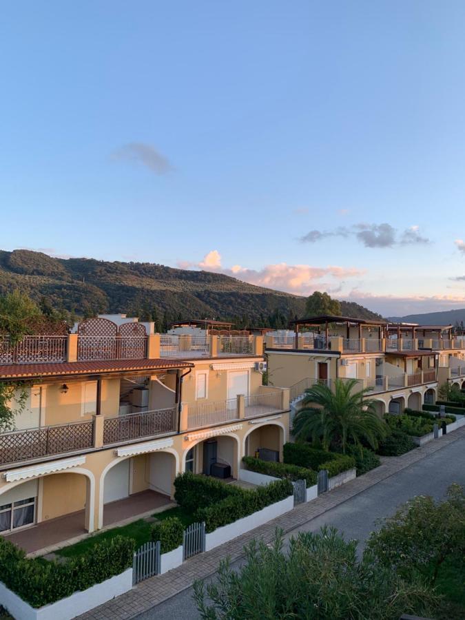 Anna'S House Solarium Terrace Apartment ปิซโซ ภายนอก รูปภาพ